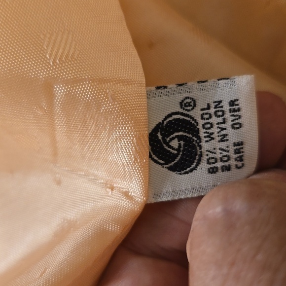 Ahsley Scott Vintage Wool Stylish Women's Pea Coat in Light Peach - Picture 16 of 16